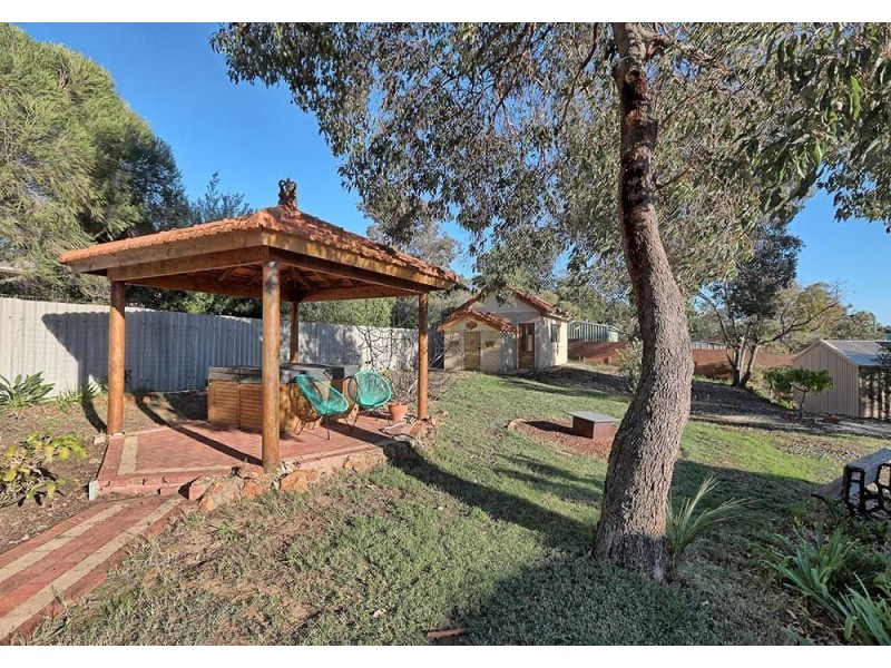 73 Connor Road, Lesmurdie WA 6076