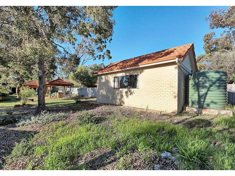 73 Connor Road, Lesmurdie WA 6076