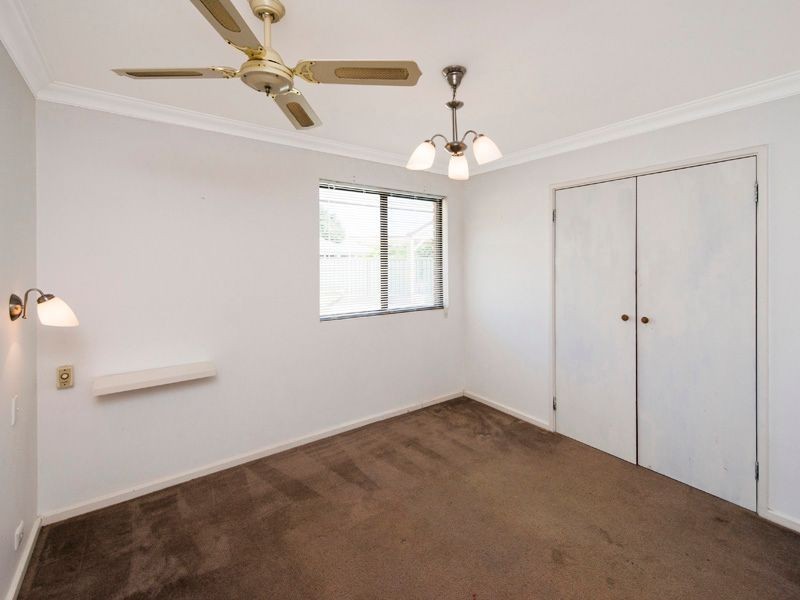 4 Leith Place, High Wycombe WA 6057