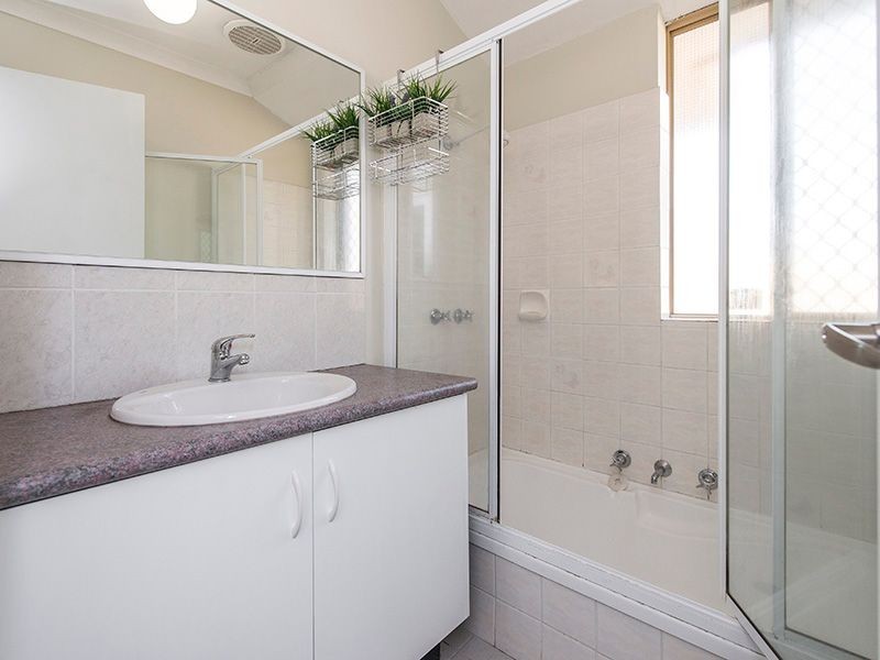 95 Ewart  Street, Midland WA 6056