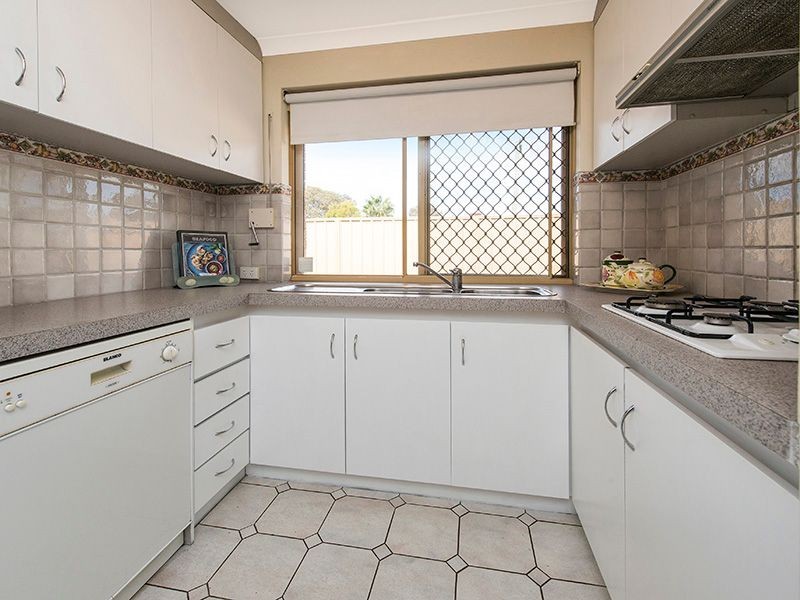 95 Ewart  Street, Midland WA 6056