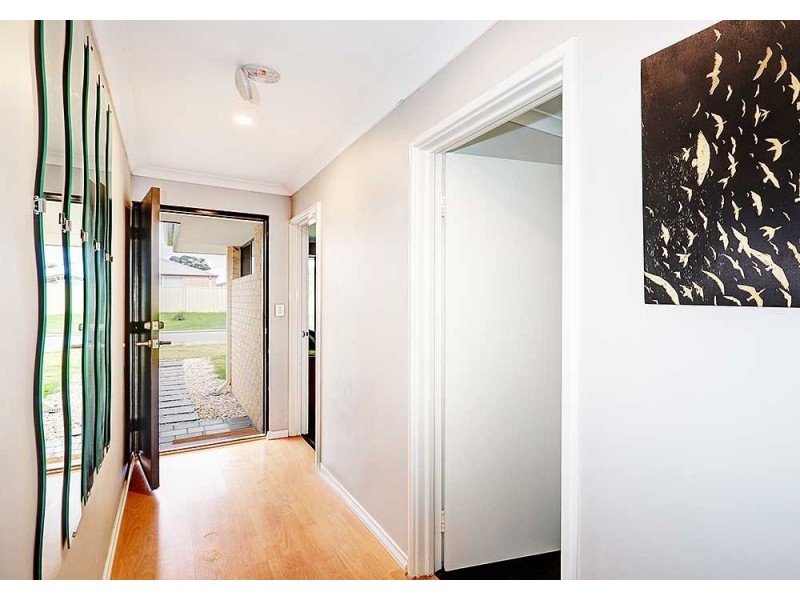 55 Baza Gardens, Maida Vale WA 6057