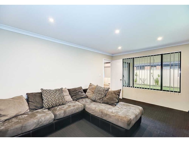 55 Baza Gardens, Maida Vale WA 6057