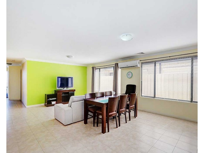 43 Larwood Crescent, High Wycombe WA 6057