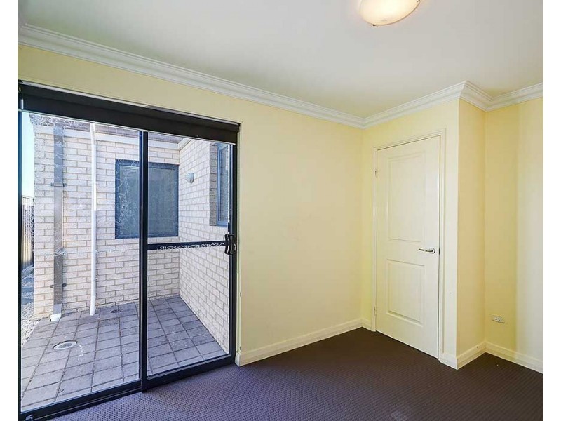 43 Larwood Crescent, High Wycombe WA 6057