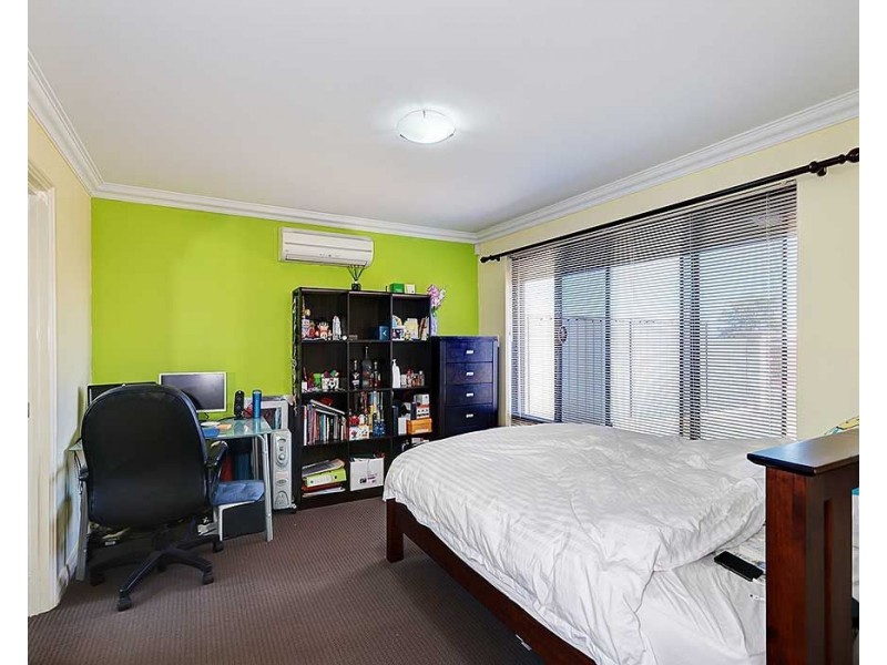 43 Larwood Crescent, High Wycombe WA 6057