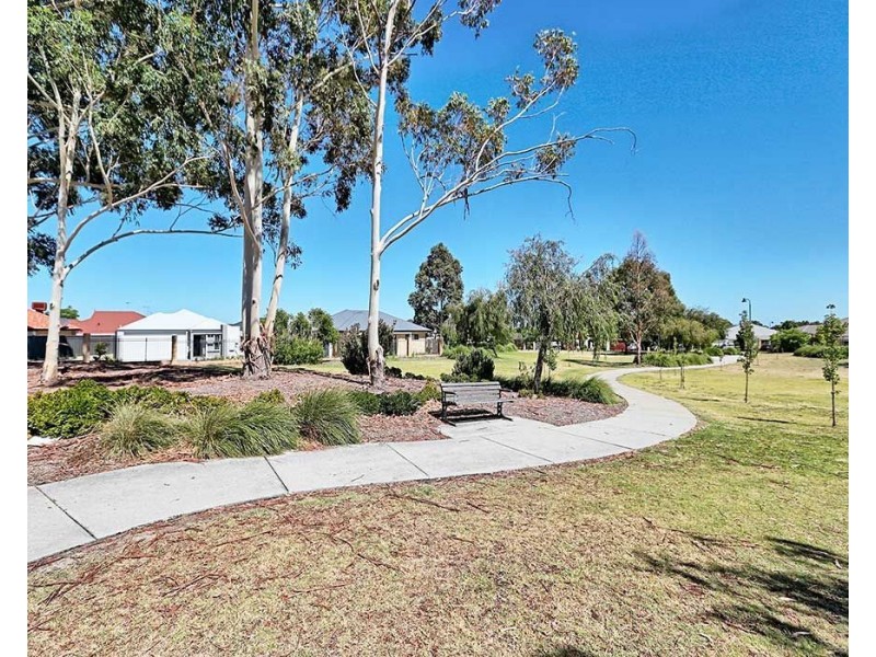 43 Larwood Crescent, High Wycombe WA 6057