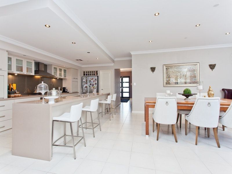 8 Epping Court, High Wycombe WA 6057