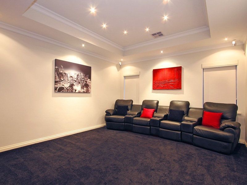 8 Epping Court, High Wycombe WA 6057