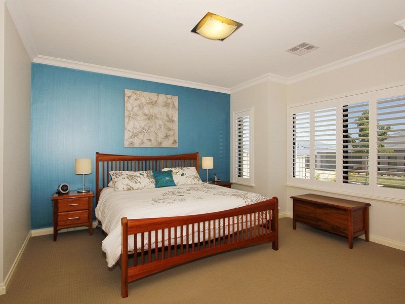 8 Epping Court, High Wycombe WA 6057