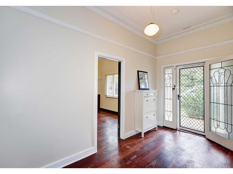 11 East Street, Guildford WA 6055