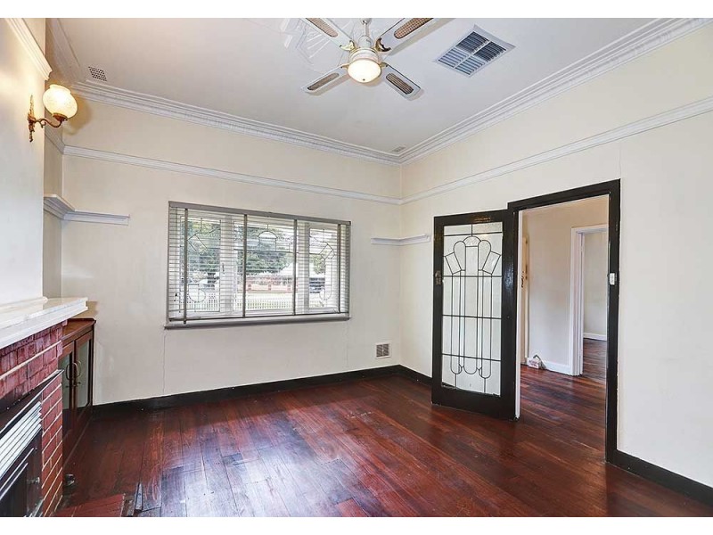 11 East Street, Guildford WA 6055