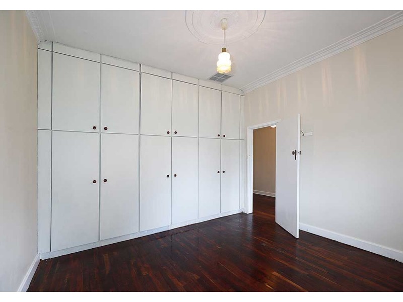 11 East Street, Guildford WA 6055