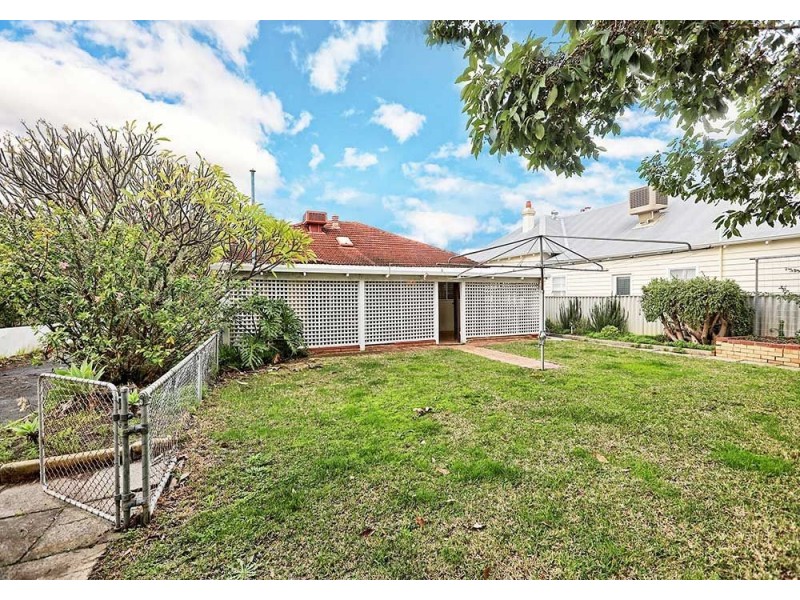 11 East Street, Guildford WA 6055