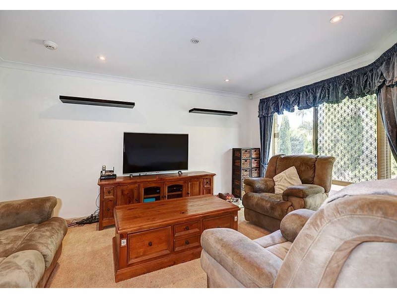 229 Newburn Road, High Wycombe WA 6057