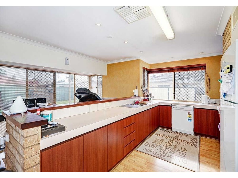 229 Newburn Road, High Wycombe WA 6057