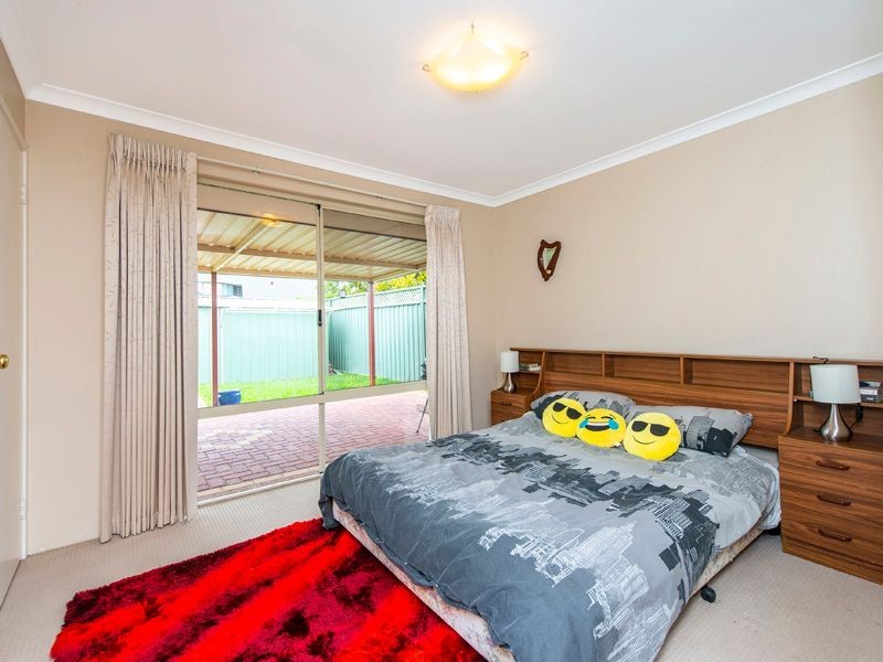 21 Regency Ramble, Wattle Grove WA 6107