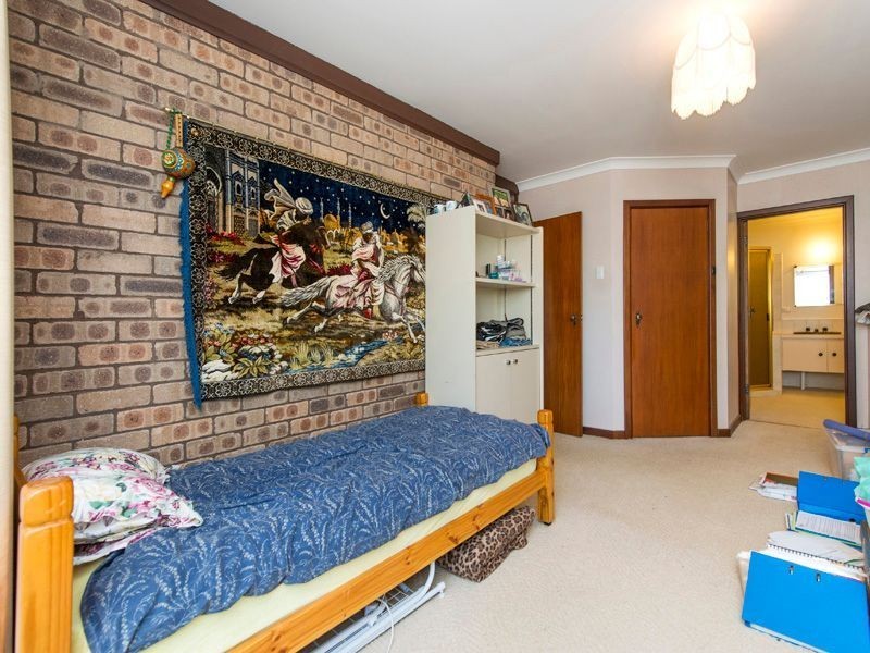 446 Kalamunda Road, High Wycombe WA 6057
