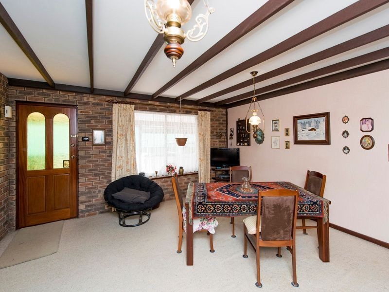 446 Kalamunda Road, High Wycombe WA 6057