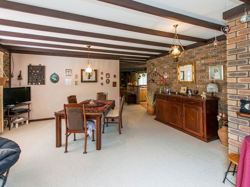 446 Kalamunda Road, High Wycombe WA 6057