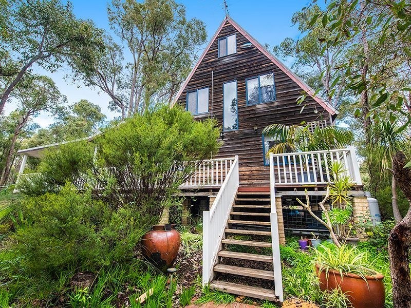 4 Windoo Road, Parkerville WA 6081