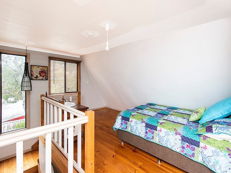 4 Windoo Road, Parkerville WA 6081