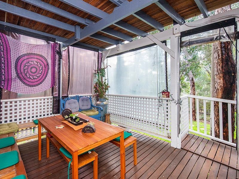 4 Windoo Road, Parkerville WA 6081