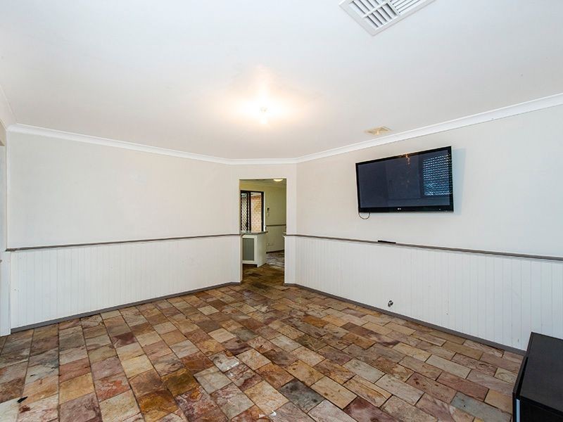 95 Anderson Road, Forrestfield WA 6058