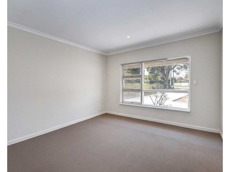 35 Sorensen Road, High Wycombe WA 6057