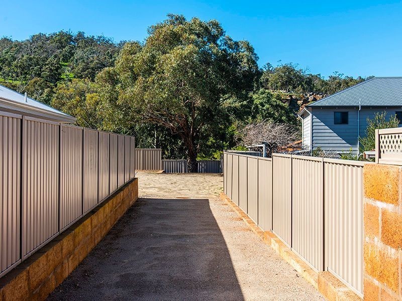 4b Prichard Road, Greenmount WA 6056