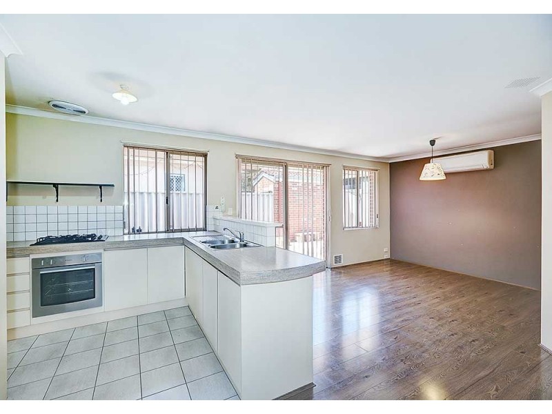 2/5 Davies Street, East Cannington WA 6107