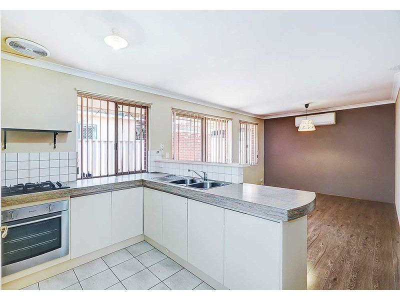 2/5 Davies Street, East Cannington WA 6107