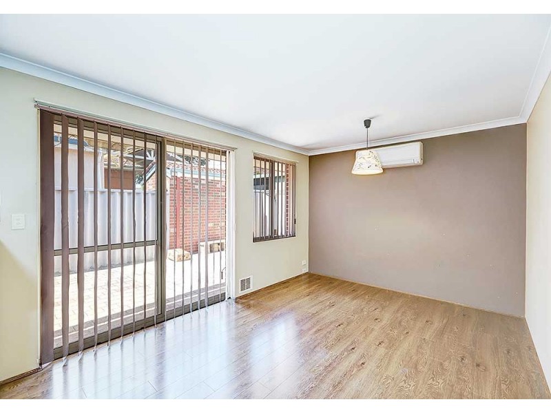 2/5 Davies Street, East Cannington WA 6107