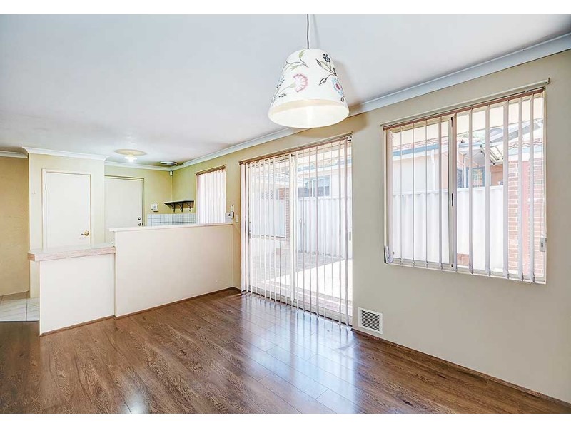 2/5 Davies Street, East Cannington WA 6107