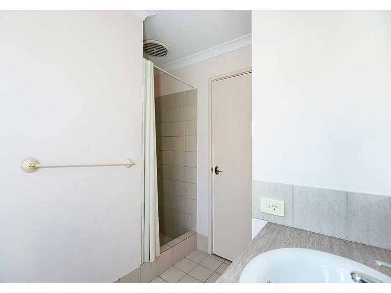 2/5 Davies Street, East Cannington WA 6107