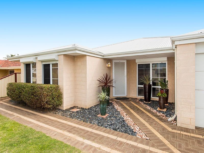 4 Matuka Mews, Maida Vale WA 6057
