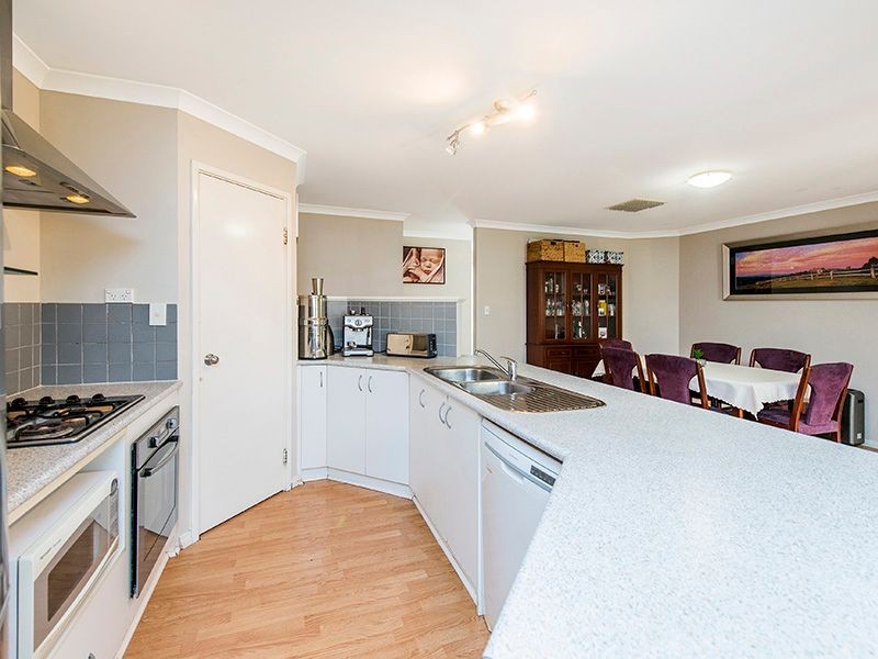 4 Matuka Mews, Maida Vale WA 6057