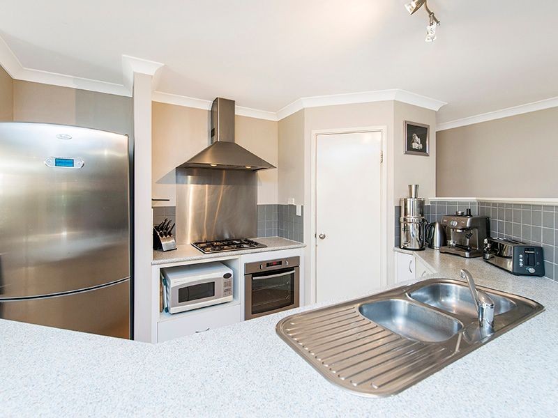 4 Matuka Mews, Maida Vale WA 6057