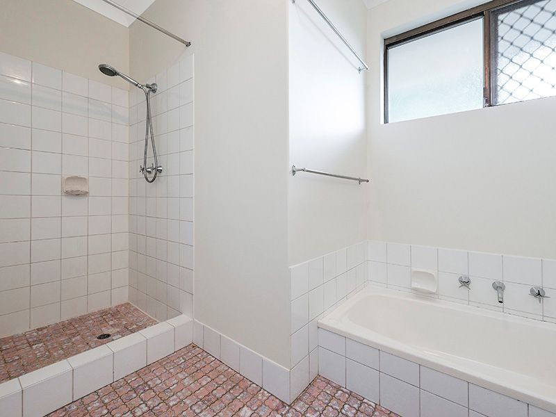 66 Pavetta Crescent, Forrestfield WA 6058