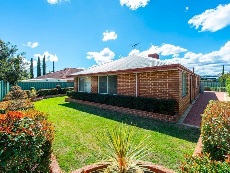 14 Elford Corner, High Wycombe WA 6057