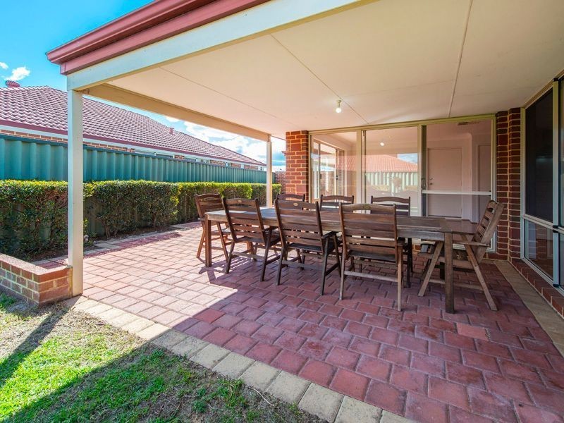 14 Elford Corner, High Wycombe WA 6057