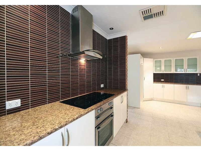 6 Swift Court, High Wycombe WA 6057