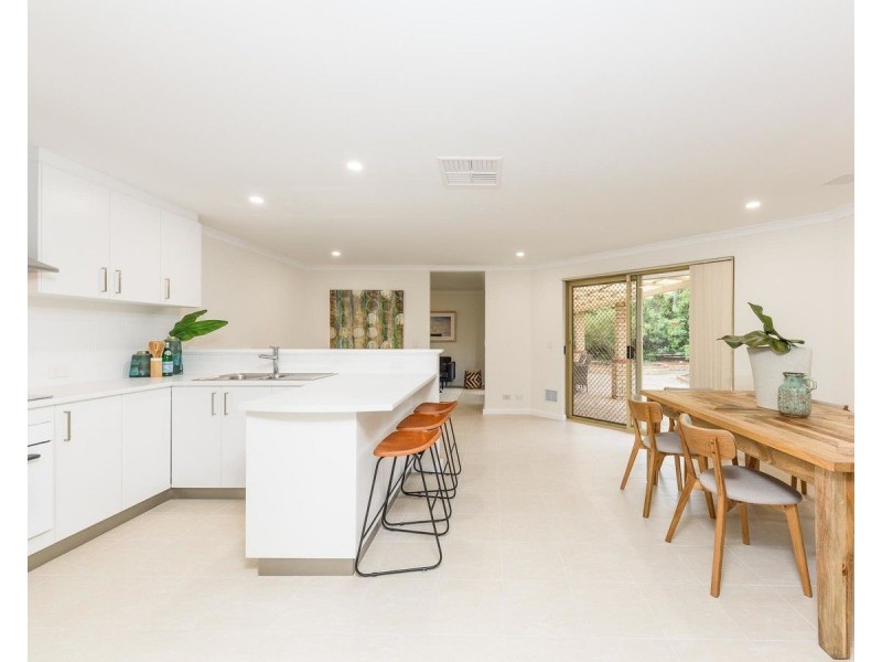 13 Koongee Cross, High Wycombe WA 6057