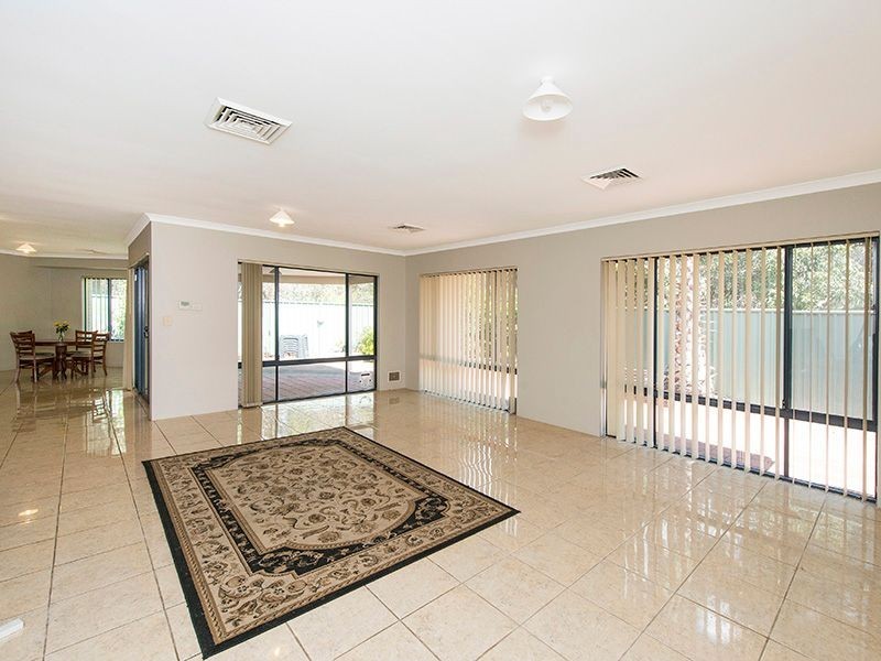 23 Littlefield Road, High Wycombe WA 6057