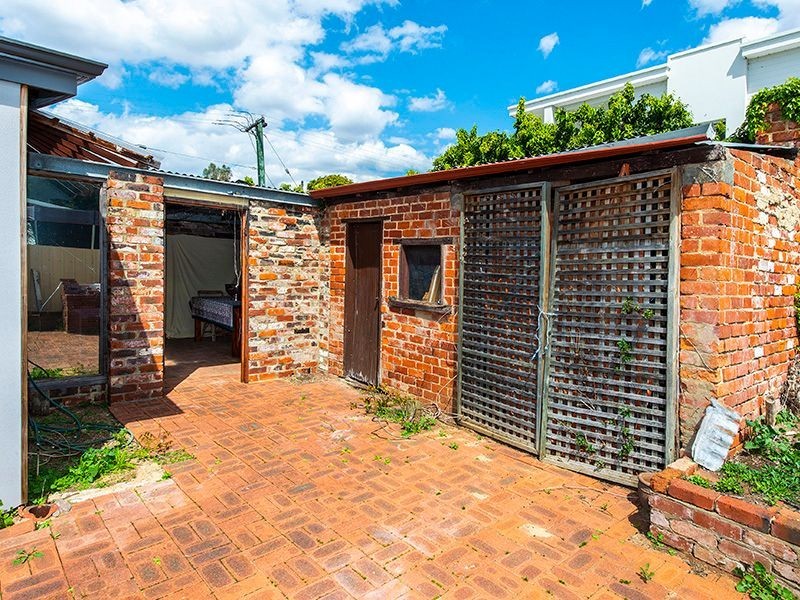 31 Frederic Street, Midland WA 6056