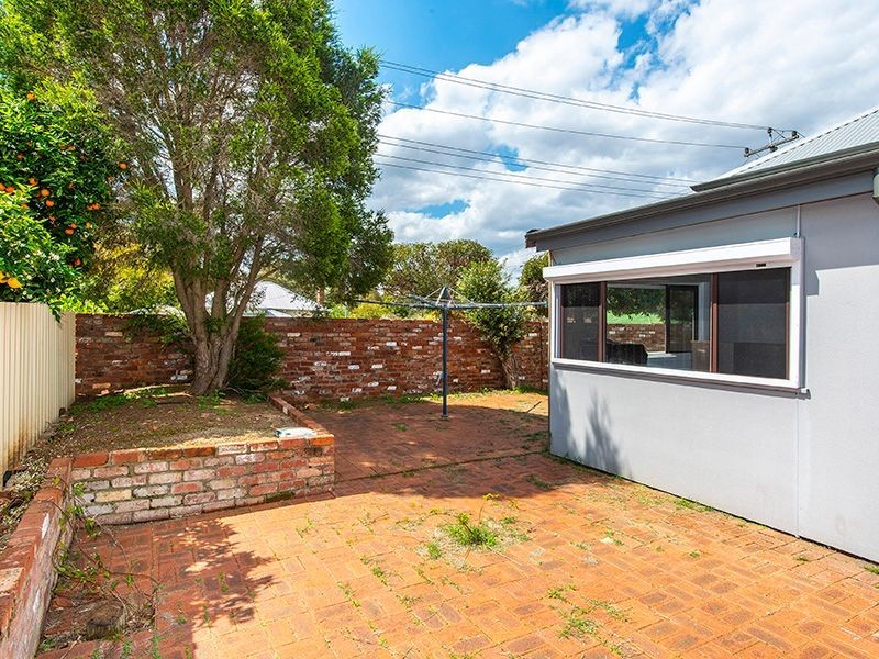 31 Frederic Street, Midland WA 6056
