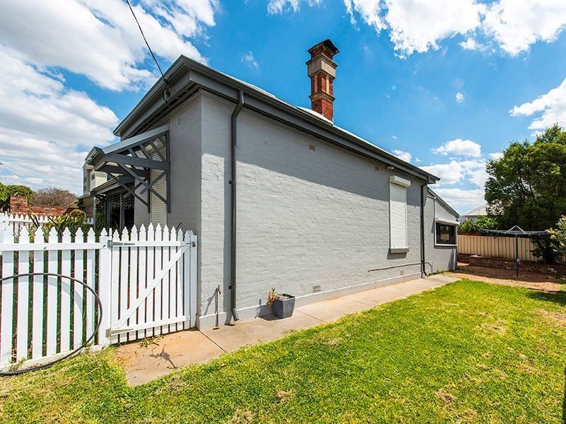 31 Frederic Street, Midland WA 6056