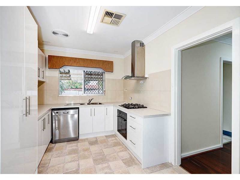 553 Kalamunda Road, High Wycombe WA 6057