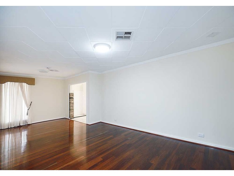 553 Kalamunda Road, High Wycombe WA 6057