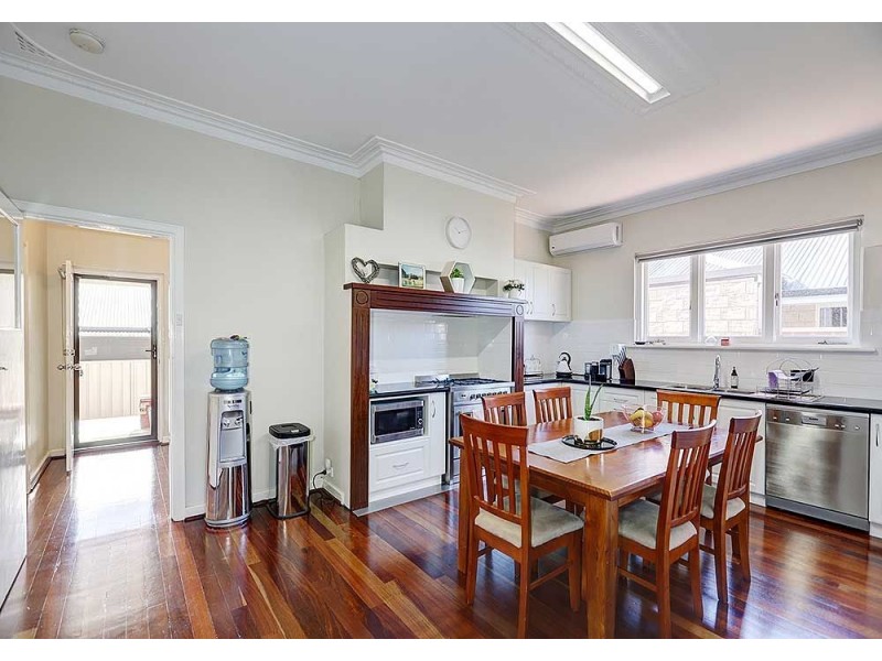 3/6 Jeanhulley Road, High Wycombe WA 6057